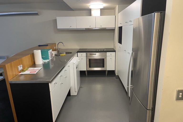 Photo of property in St Pauls Apartments, 3/43 Mulgrave Street, Thorndon, Wellington, 6011