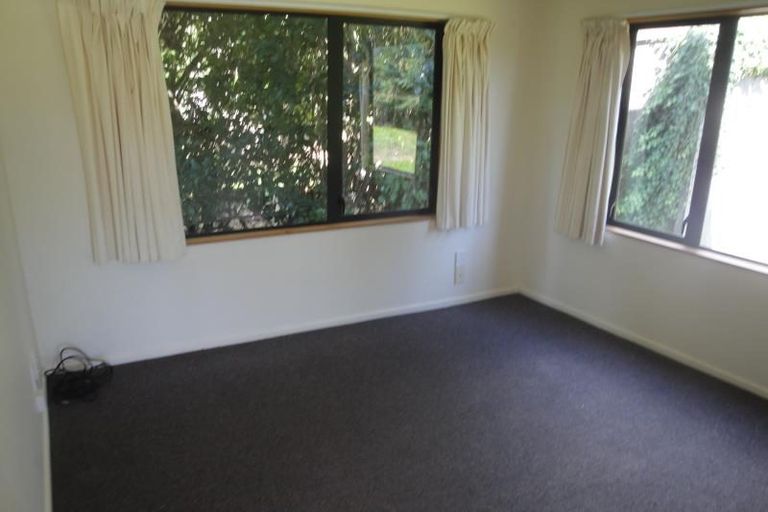 Photo of property in 2 Moss Lane, Raumati Beach, Paraparaumu, 5032