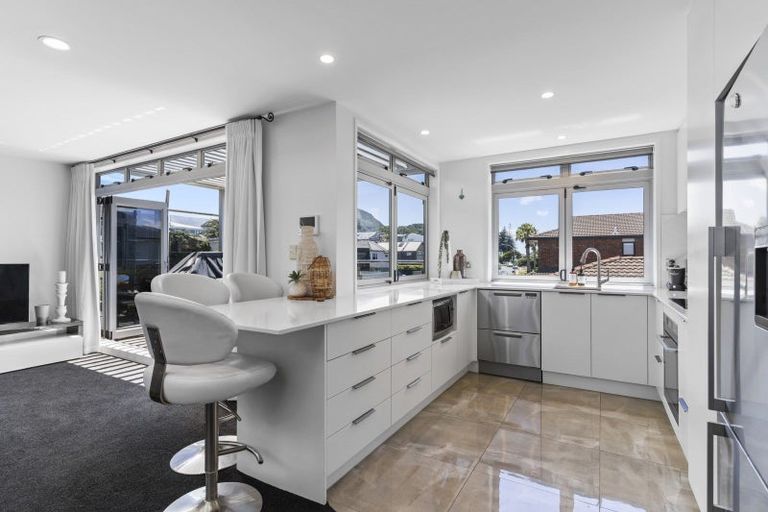 Photo of property in 1 Rita Street, Mount Maunganui, 3116