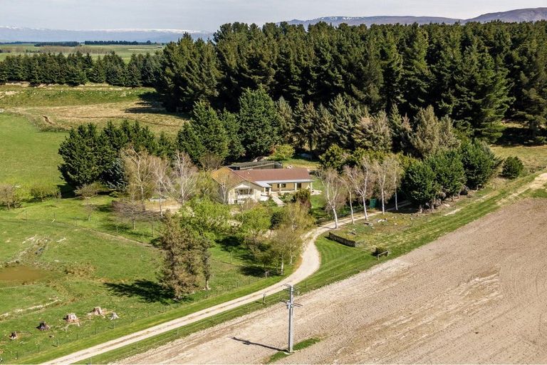 Photo of property in 533 Saint Bathans Loop Road, Cambrians, Omakau, 9377