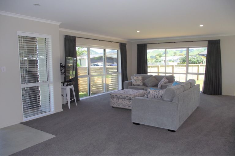 Photo of property in 7 Seafoam Place, Waihi Beach, 3611