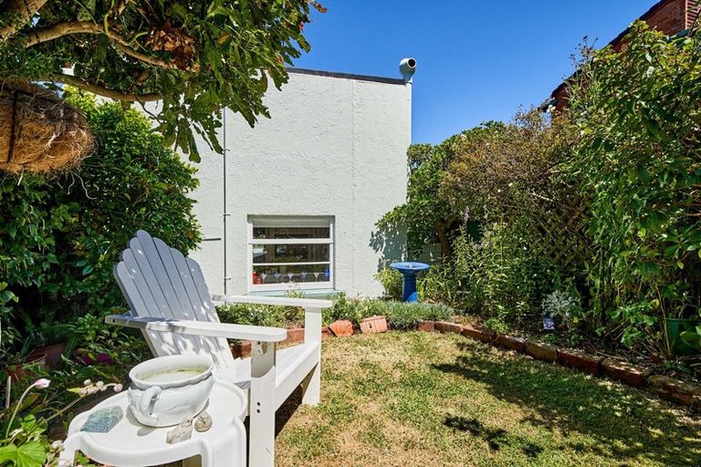 Photo of property in 17a Arawa Road, Hataitai, Wellington, 6021