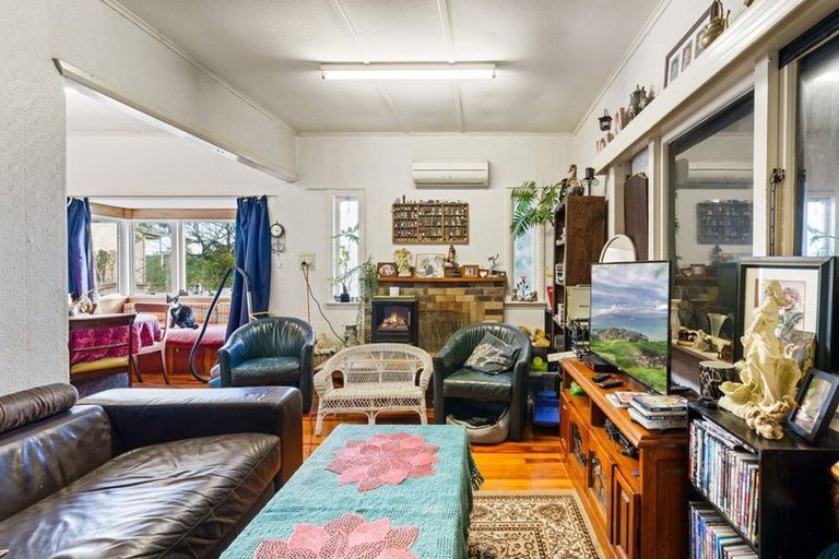 Photo of property in 33 Whakapirau Road, Wellsford, 0974