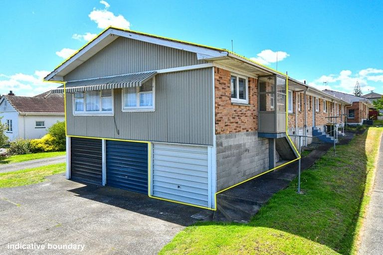 Photo of property in 1/69 Coronation Road, Papatoetoe, Auckland, 2025