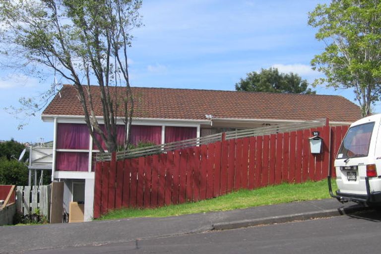 Photo of property in 1/1 Celeste Place, Totara Vale, Auckland, 0627