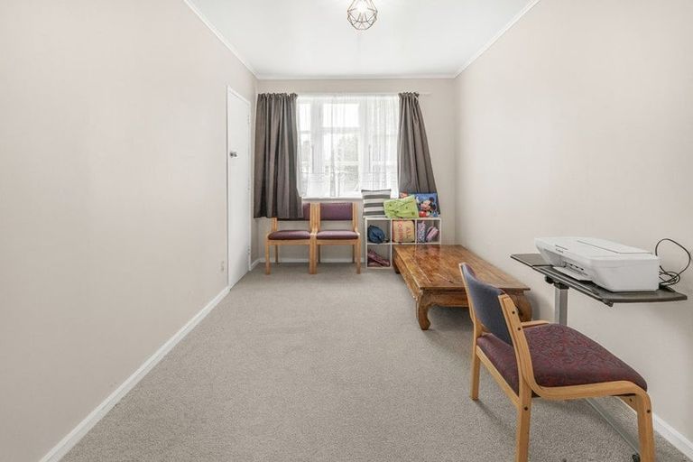 Photo of property in 68 Paul Crescent, Fairfield, Hamilton, 3214