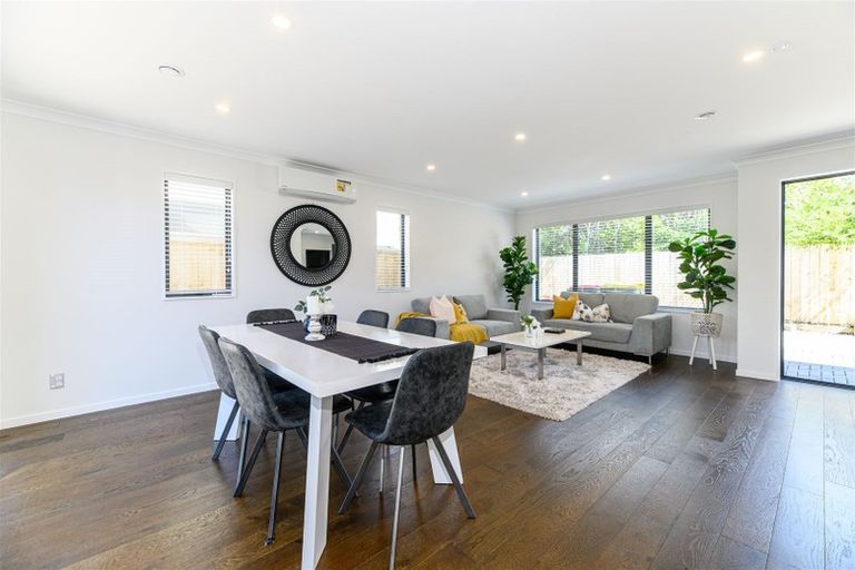 Photo of property in 166b Ennis Avenue, Pakuranga Heights, Auckland, 2010