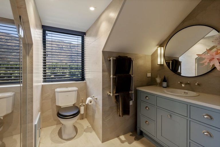 Photo of property in 11 Dalgleish Lane, Arrowtown, Queenstown, 9371