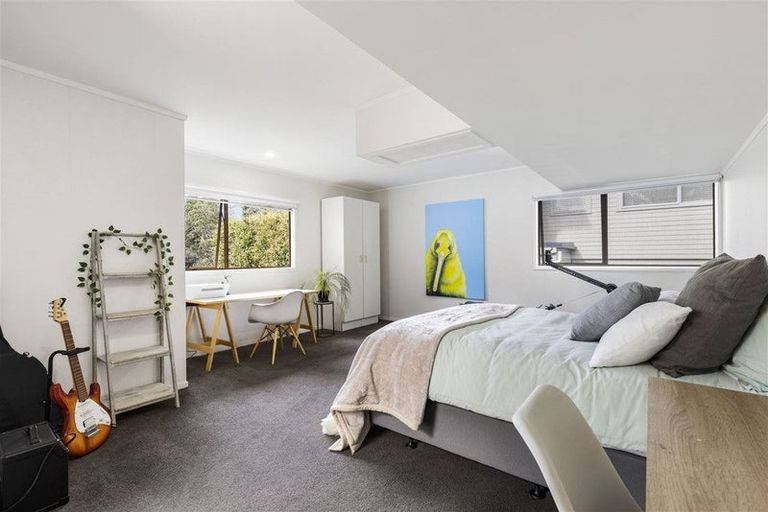 Photo of property in 127 Mellons Bay Road, Mellons Bay, Auckland, 2014