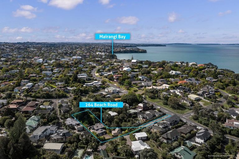 Photo of property in 264 Beach Road, Campbells Bay, Auckland, 0630