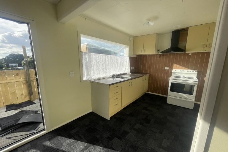 Photo of property in 505 Massey Road, Mangere, Auckland, 2022