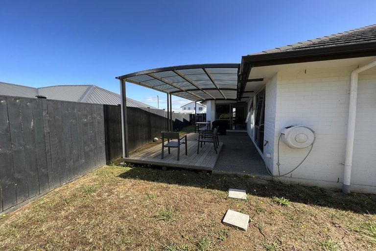 Photo of property in 37 Outlook Terrace, Silverdale, 0932