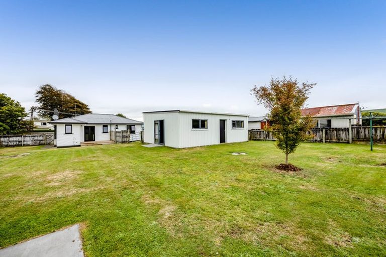 Photo of property in 70 Cloten Road, Stratford, 4332