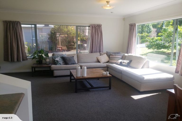 Photo of property in 8a Aotea Road, Glen Eden, Auckland, 0602