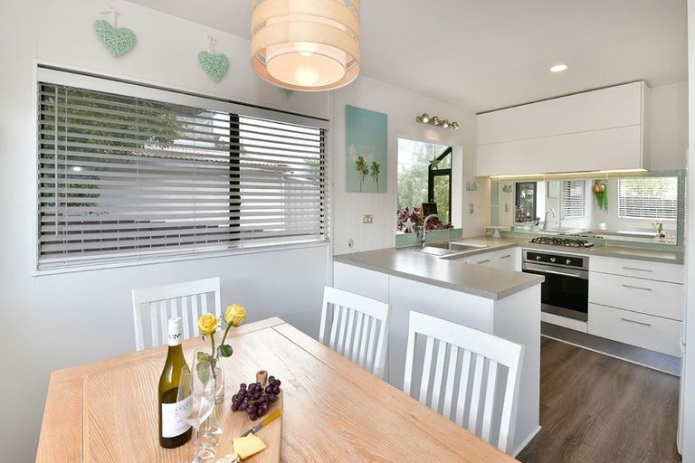 Photo of property in 638 Whangaparaoa Road, Stanmore Bay, Whangaparaoa, 0932