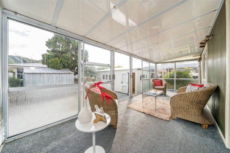 Photo of property in 47 Clouston Park Road, Clouston Park, Upper Hutt, 5018