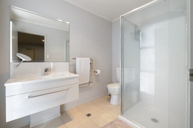 Photo of property in 28 Tory Way, Omokoroa, 3114