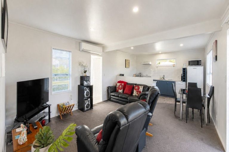Photo of property in 109 Wattle Place, Whangamata, 3620