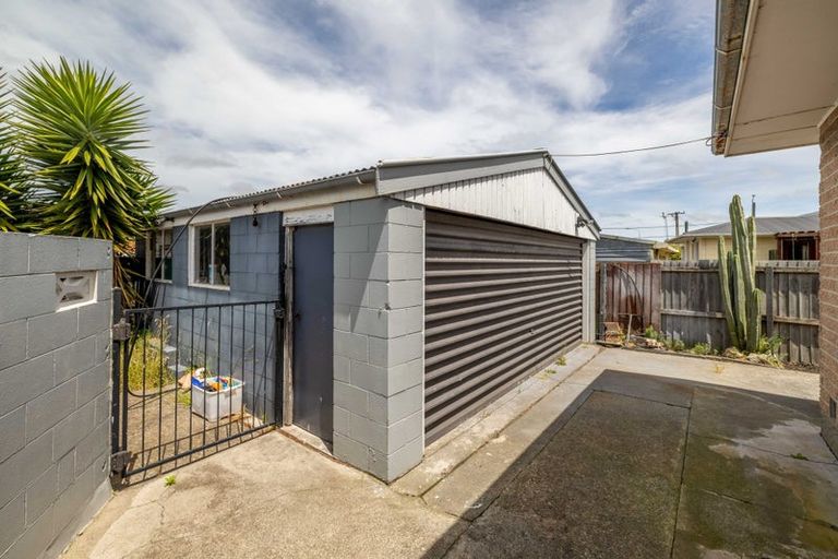 Photo of property in 4 Woodlands Place, Aranui, Christchurch, 8061