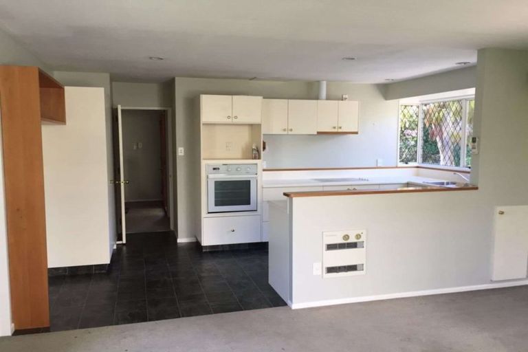 Photo of property in 70a Straven Road, Fendalton, Christchurch, 8014