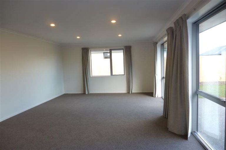 Photo of property in 17 Raranga Street, Marshland, Christchurch, 8083