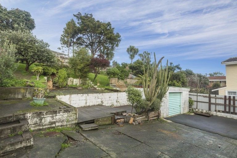 Photo of property in 5 Peter Buck Road, New Windsor, Auckland, 0600