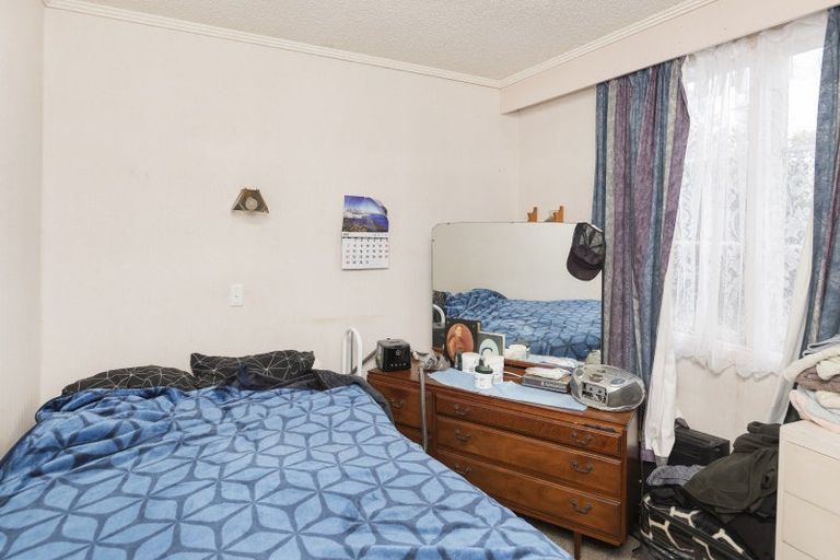 Photo of property in Orange Grove Flats, 2/549 Childers Road, Te Hapara, Gisborne, 4010