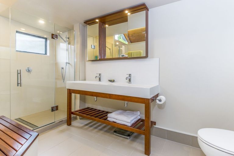 Photo of property in 409 Titirangi Road, Titirangi, Auckland, 0604