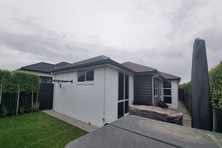 Photo of property in 17 Pimelea Street, Papamoa Beach, Papamoa, 3118