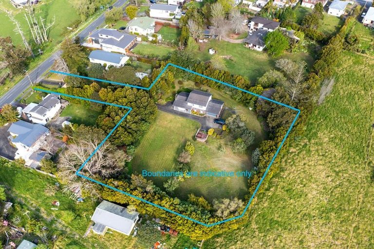 Photo of property in 18 Trig Road, West Harbour, Auckland, 0618