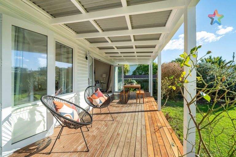 Photo of property in 11 Wai-iti Crescent, Woburn, Lower Hutt, 5010