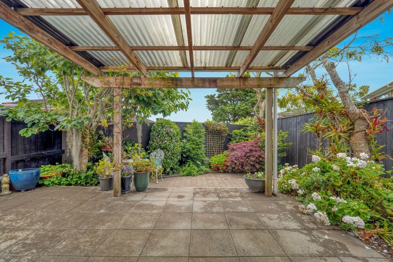 Photo of property in 9b Abercrombie Street, Howick, Auckland, 2014