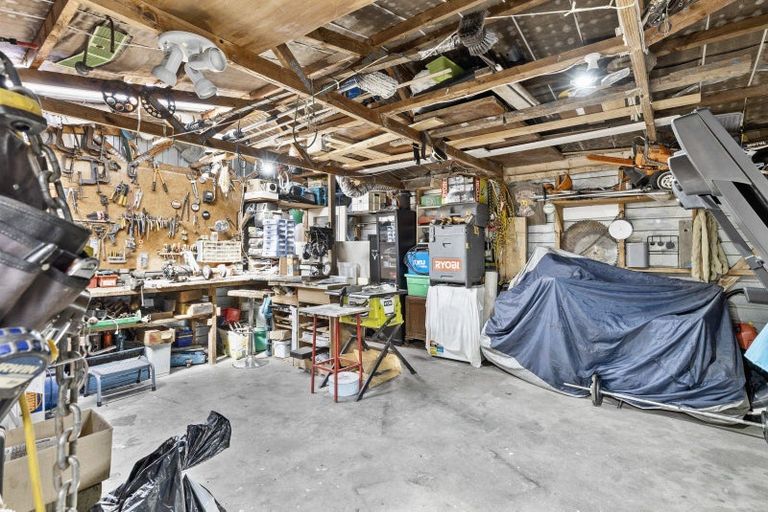 Photo of property in 12 Collins Crescent, Feilding, 4702