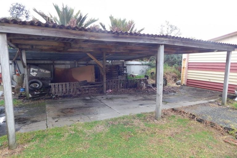 Photo of property in 1 Curtis Street, Hector, 7822