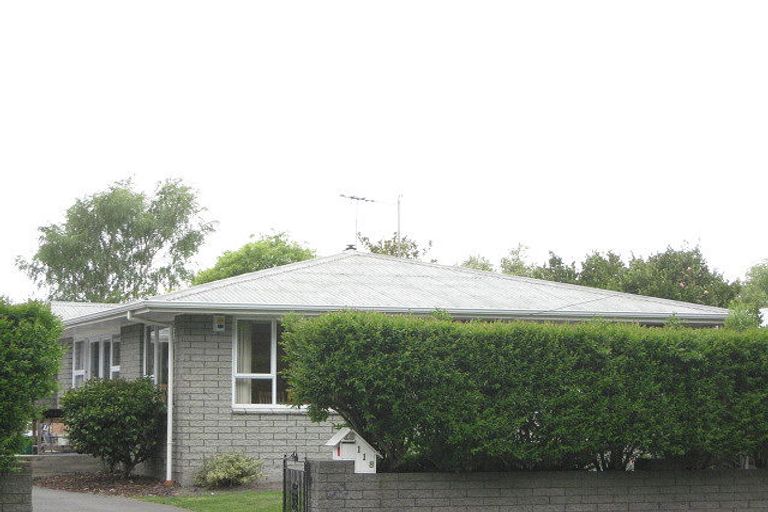 Photo of property in 118 Grimseys Road, Redwood, Christchurch, 8051