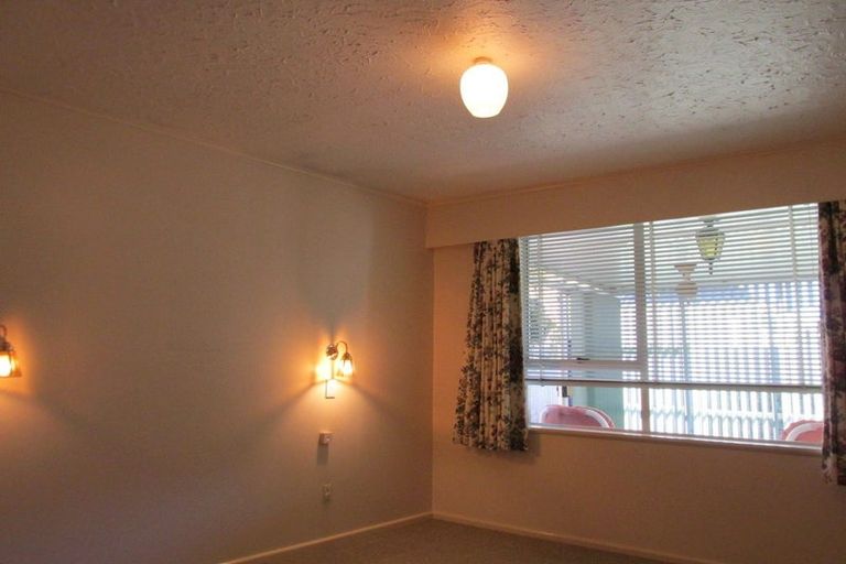 Photo of property in 2/80 Hoon Hay Road, Hoon Hay, Christchurch, 8025