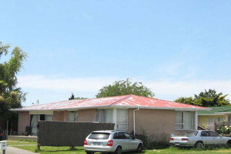 Photo of property in 19 Guernsey Street, Aranui, Christchurch, 8061