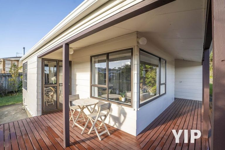 Photo of property in 30 Guadeloupe Crescent, Grenada Village, Wellington, 6037