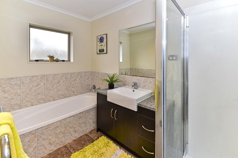 Photo of property in 4a Chalfont Street, Mangere East, Auckland, 2024