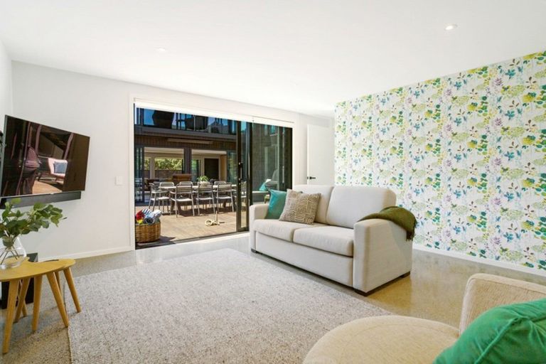 Photo of property in 103 Beach Road, Whangamata, 3620