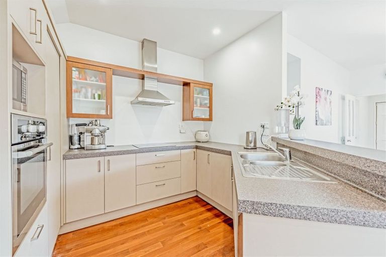 Photo of property in 16 Rushmore Drive, Belfast, Christchurch, 8051