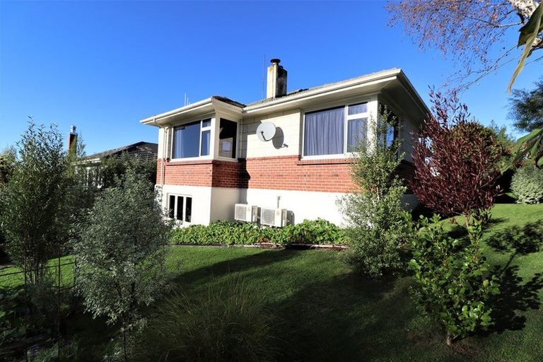 Photo of property in 6 Queens Crescent, Oamaru, 9400