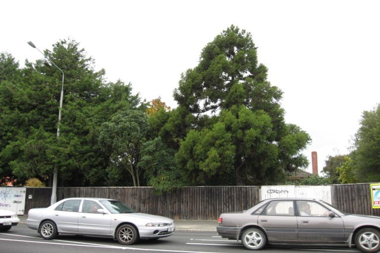 Photo of property in 106 Main North Road, Papanui, Christchurch, 8052