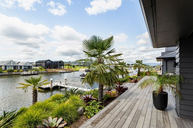 Photo of property in 13 Awatea Drive, Whitianga, 3510