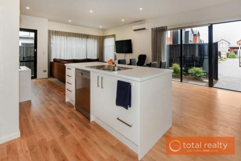 Photo of property in 17 Capil Court, Halswell, Christchurch, 8025