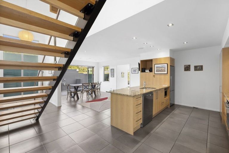 Photo of property in 15 Jessies Crescent, Wanaka, 9305