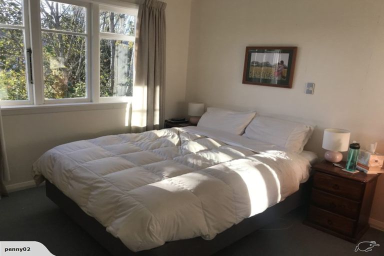 Photo of property in 19 Romney Square, Tawa, Wellington, 5028