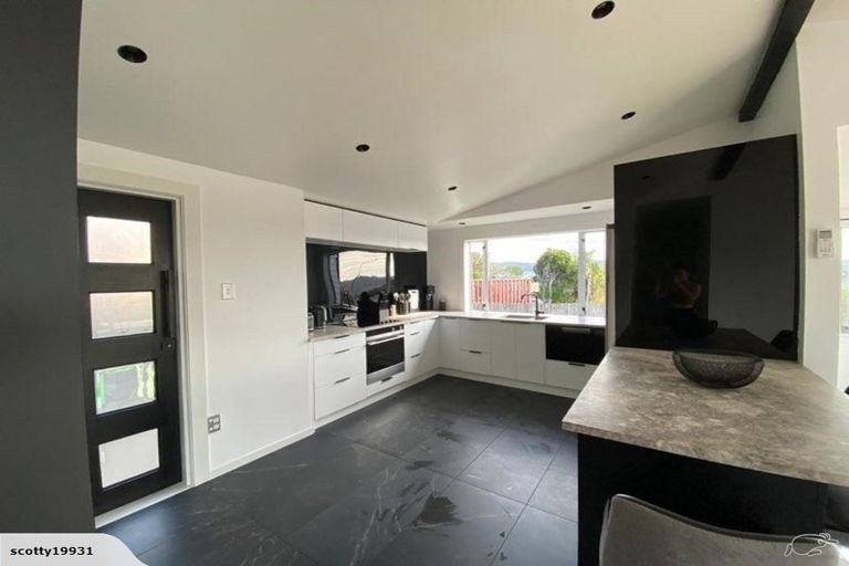 Photo of property in 84 Simpson Road, Ranui, Auckland, 0612