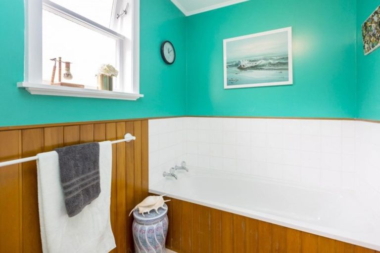 Photo of property in 92 Clouston Park Road, Clouston Park, Upper Hutt, 5018