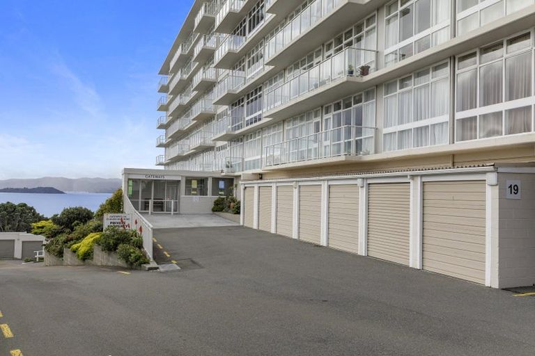 Photo of property in Gateway Apartments, 19 Maida Vale Road, Roseneath, Wellington, 6011